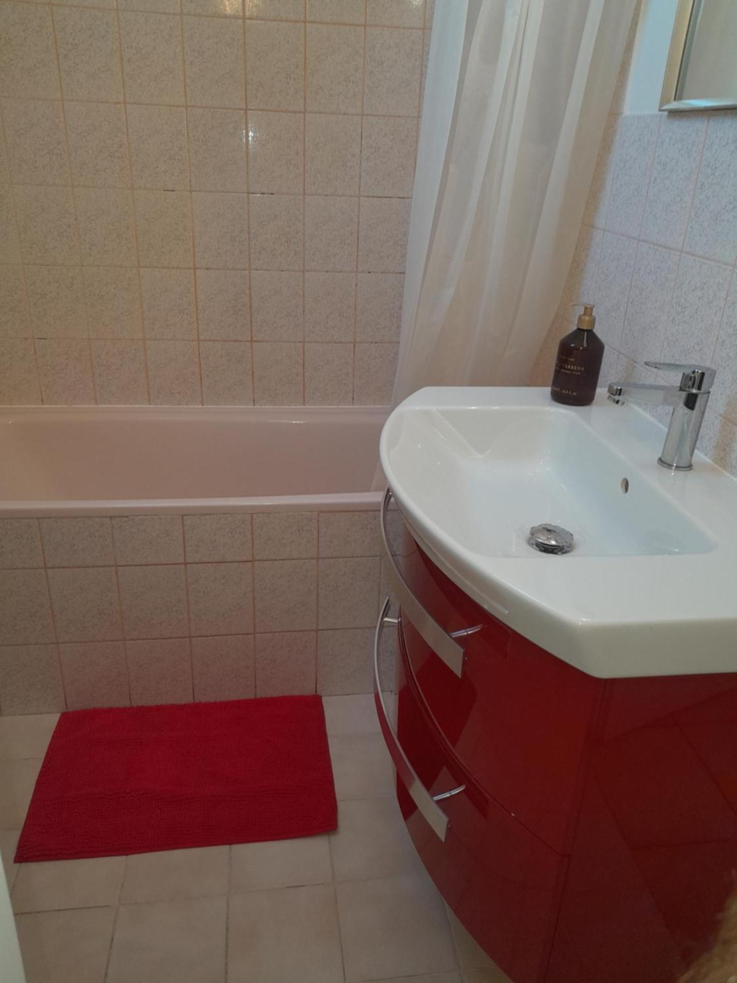 Appartement Spacieux Et Lumineux Au Centre Ville Tonnerre Kültér fotó